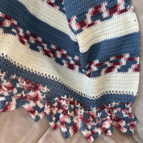 Vintage Handmade Crochet Afghan Striped Blanket 92 x 50"  Scalloped Detail Edges - Picture 8 of 9